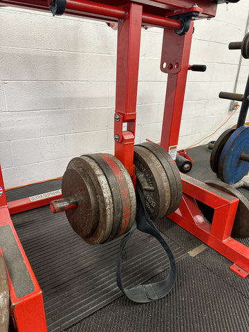 Ultra Supreme Reverse Hyper lower half with weights
